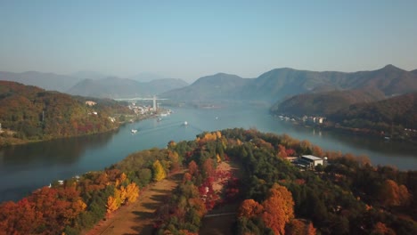 Luftaufnahme.-Sonnenaufgang-Herbst-bei-Nami-Insel,-Seoul-Korea