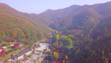 Aerial-view-of-autumn-in-Wawoo-Temple-Yong-in-South-Korea