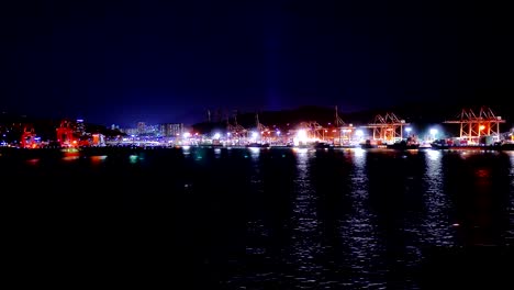 disparo-nocturno-de-puente-de-busan-Corea-y-puerto-de-la-nave