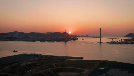 Sunrise-Luftbild-von-Busan-Hafen