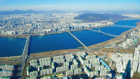 Hermosa-arquitectura-del-edificio-en-la-ciudad-de-Seúl-Corea-del-sur