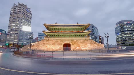 4-k-Tag-zur-Nacht,-Timelapse-Dongdaemun-gate-seoul,-Korea