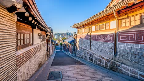 Lapso-de-tiempo-de-Bukchon-Hanok-Village-en-Seúl,-Corea-del-sur