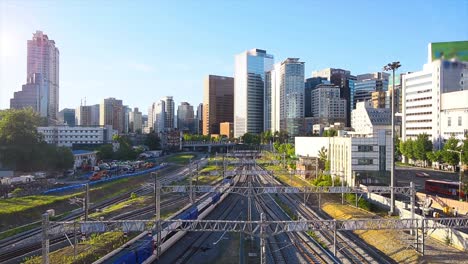 Tráfico-de-Corea-y-la-arquitectura-en-la-estación-de-ciudad-Seou,-Seúl