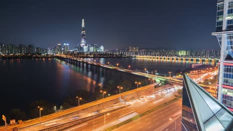 Timelapse-of-traffic-and-architecture-in-Seoul-City-,South-Korea.