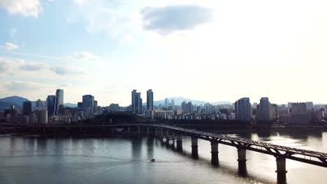 Luftbild-Skyline-der-Stadt-Seoul-in-Seoul,-Südkorea