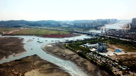 Vista-aérea-del-atardecer-del-parque-industrial.-Incheon,-Seúl,-Corea