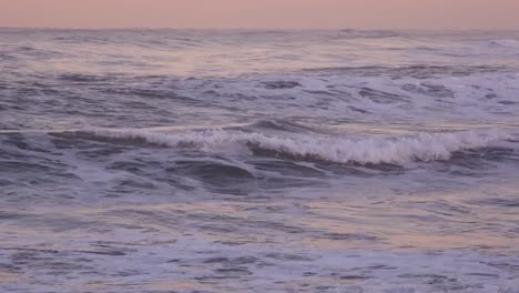 Onda-de-mar-en-la-playa-de-Chooam