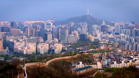 Seoul-Skyline-bei-Sonnenuntergang,-Südkorea.