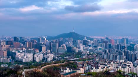 Seoul-Skyline-am-Sonnenuntergang-Timelapse,-Südkorea.