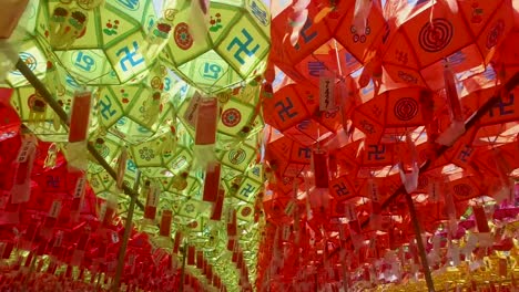 Lotus-Lantern-Festival-in-Samgwangsa-Temple,-Busan,-South-Korea,-Asia