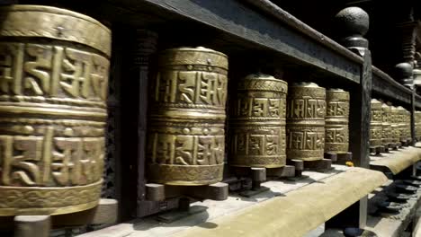 Gebetsmühlen-in-Patan-Durbar-Square,-Kathmandu-Tal,-Nepal.