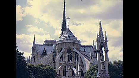 Türme-von-Notre-Dame