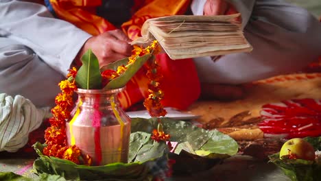 Detail-der-Puja-während-der-Hochzeit-ceromony