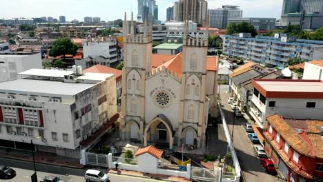 Luftaufnahme-von-Malacca-Stadtbild-mit-Gereja-St.-Francis-Xavier-tagsüber