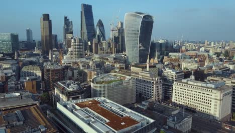 Beautiful-aerial-view-of-the-London-business-district-and-London-city