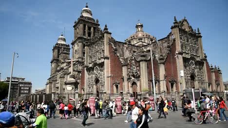 Ciudad-de-México,-la-vida-en-el-centro-de-la-ciudad,-la-Catedral