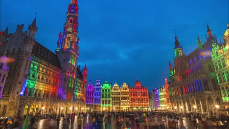 Grand-Place-de-Bruselas-por-la-noche-en-Bruselas,-Bélgica.