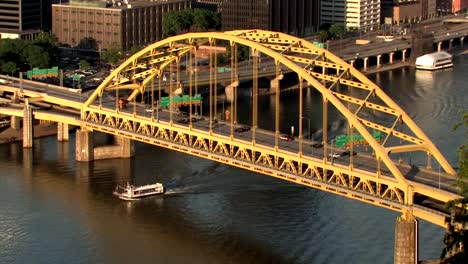 Fort-Pitt-Bridge-Timelapse