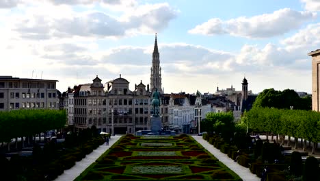 Mont-des-arts-(montaje-de-las-Artes-de-los-jardines-en-Bruselas