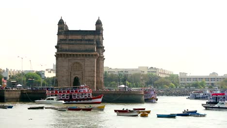 Das-Gateway-of-India,-Mumbai