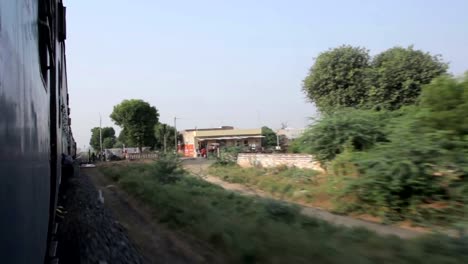 Train.-Railway-in-India