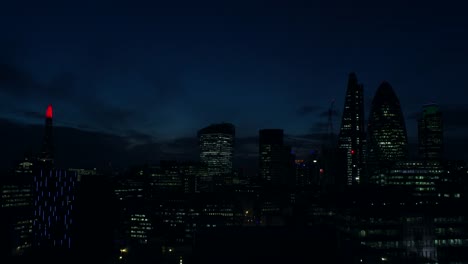 City-of-London-Zeitraffer---Dämmerung,-Nacht