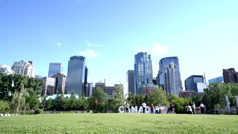 Zeitraffer-der-Skyline-von-Calgary.-Kanada-150