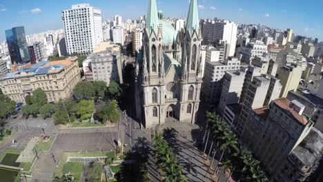 Aerial-View-of-Se-Cathedral,-Sao-Paulo,-Brazil