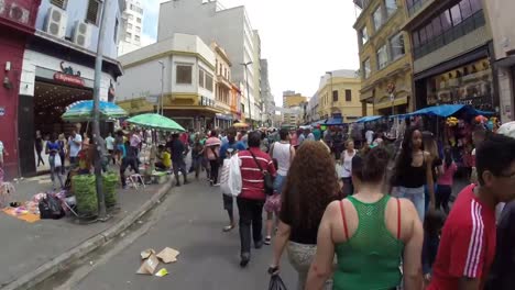 25-de-Marco-street-in-São-Paulo,-Brazil