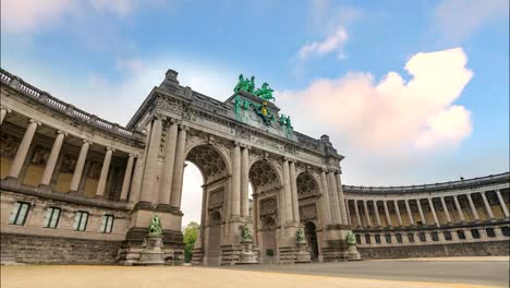 Timelapse-at-Arcade-du-Cinquantenaire-of-Brussels-(Arc-de-Triomphe),-Brussels,-Belgium-4K-Time-Lapse