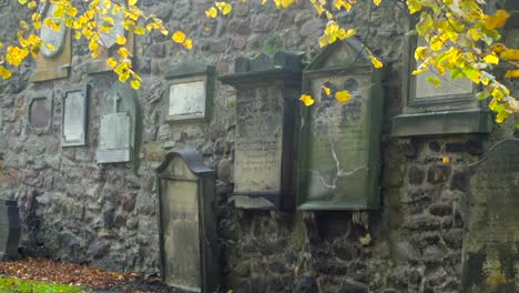 Alter-Friedhof-in-Edinburgh