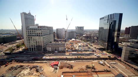 Reurbanización-de-Broad-Street-de-Birmingham,-Plaza-Centenario,-2018.