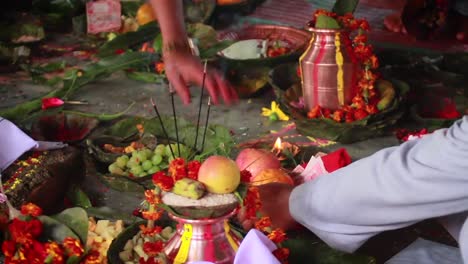 Detail-of-Puja-during-wedding-ceromony