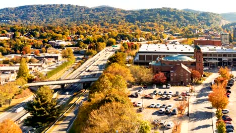 Timelapse-of-Asheville,-North-Carolina