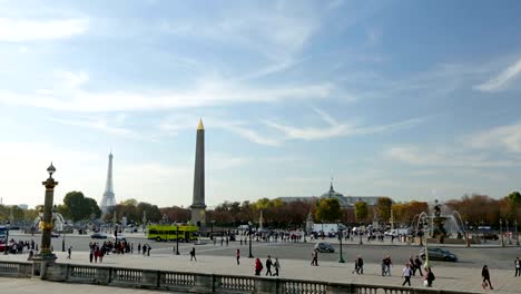 Paris,-France---November-11,-2014:-Two-establishing-shots-of-Place-Concorde-in-Paris-France.