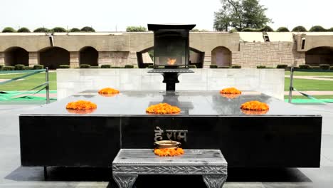 Raj-Ghat,-Memorial-De-Gandhi