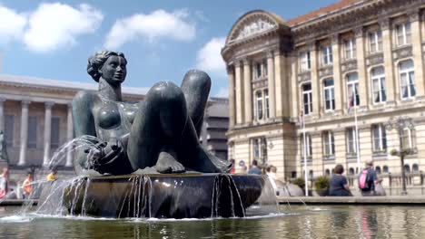 Victoria-Square-Birmingham-Brunnen