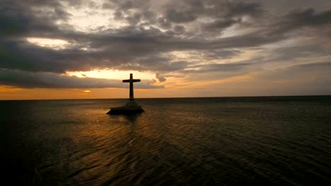 Catholic-cross-in-the-sea