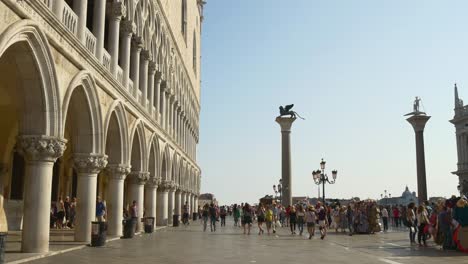 Italia-verano-día-sol-luz-Venecia-ciudad-palazzo-ducale-Bahía-frente-Plaza-panorama-4k