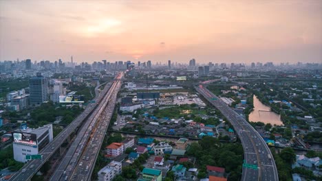 4-k-Zeitraffer,-Schnellstraße,-Landstraße-in-Bangkok,-Thailand