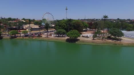 Lago-de-Pampulha,-la-ciudad-de-Belo-Horizonte,-Brasil