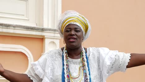 Mujer-brasileña-de-origen-africano,-Bahia,-Brasil