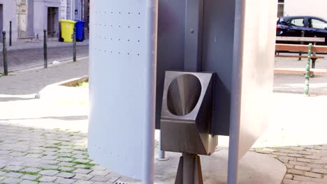 Outdoor-public-urinal-at-Brussels,-Belgium.-Empty-pissoir-standing-on-street-of-Europe