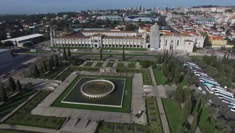 Jeronimos-Monastery,-Lisbon,-Portugal