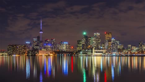 Toronto,-Canada,-Timelapse----Toronto's-skyline-at-Night