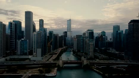 Horizonte-de-Chicago---aéreo-4K