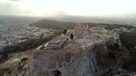 Acrópolis-de-la-antigua-ciudadela-de-Atenas-en-Grecia