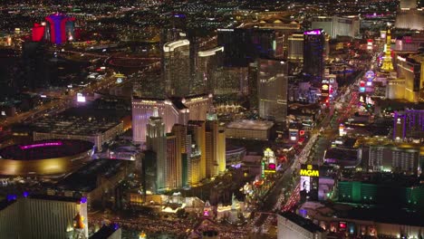 Luftaufnahme-des-Las-Vegas-Strip-bei-Nacht.