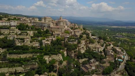 Panorama-de-Gordes-en-el-Departamento-de-Vaucluse,-Francia.-4K,-UHD